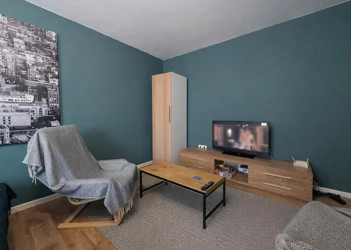 Southside Apartment *